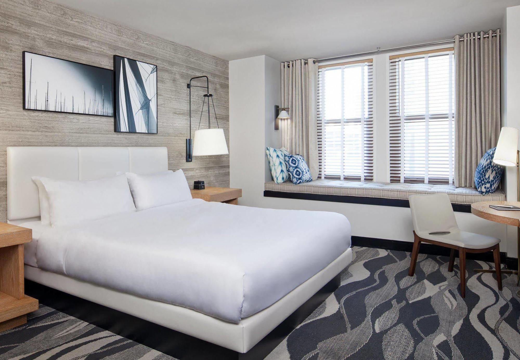Republic San Diego, Autograph Collection Hotel